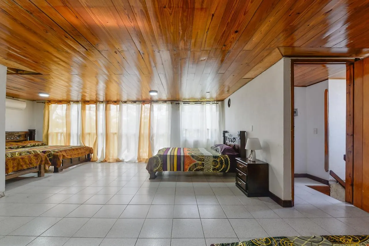 Casa Manatwar contacts